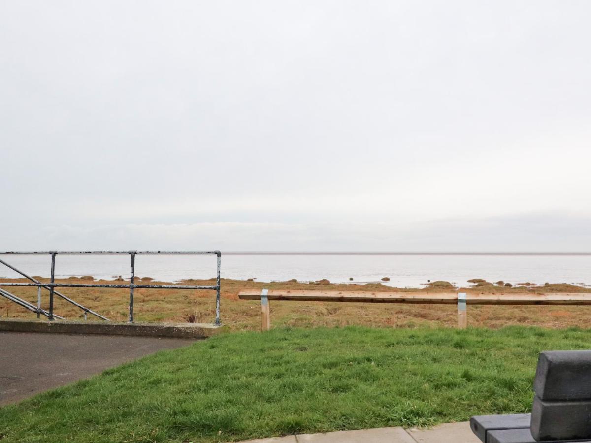 Ferry View Lägenhet Fleetwood Exteriör bild